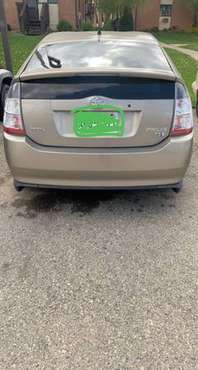 2005 Toyota Prius for Sale for sale in Madison, WI