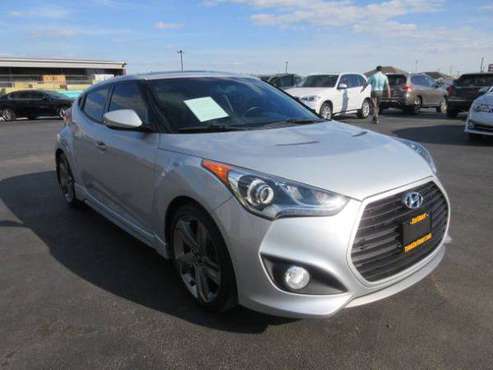 2013 Hyundai Veloster TURBO 6-Spd - Try - - by for sale in Farmington, IL