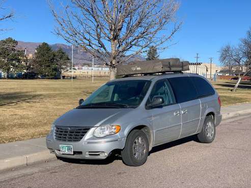 2005 Chrysler Town & Country Limited - 93,500mi LOW MILES - cars &... for sale in Colorado Springs, CO