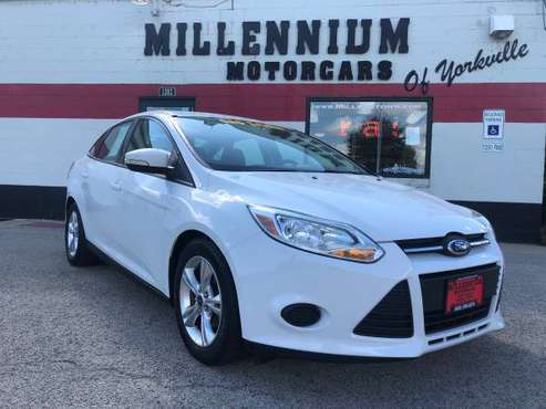 Low Mile 2014 Ford Focus SE - cars & trucks - by dealer - vehicle... for sale in Yorkville, IL