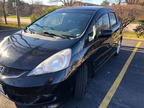 Honda Fit 2011 - cars & trucks - by owner - vehicle automotive sale for sale in Glenview, IL