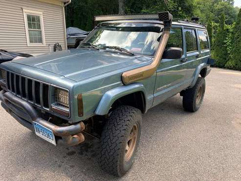1999 Jeep Cherokee for sale in North Stonington , CT