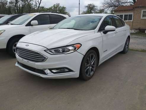 2017 Ford Fusion - Financing Available! - cars & trucks - by dealer... for sale in Wichita, KS