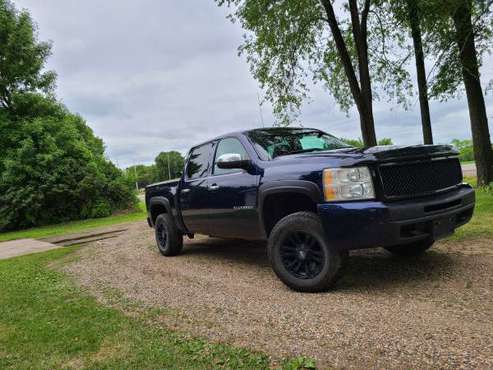 Aftermarket Silverado 2010 for sale in Duluth, MN
