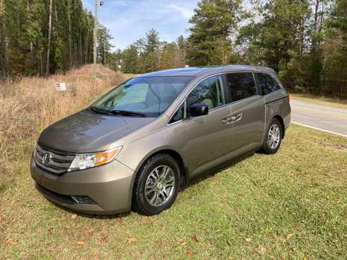 2012 Honda Odyssey EX-L - cars & trucks - by owner - vehicle... for sale in Smarr, GA