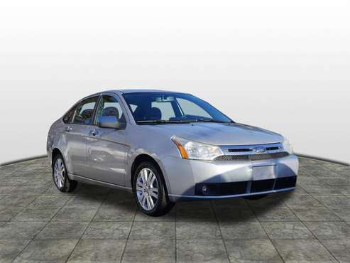 2010 Ford Focus SEL - cars & trucks - by dealer - vehicle automotive... for sale in Plymouth, MI