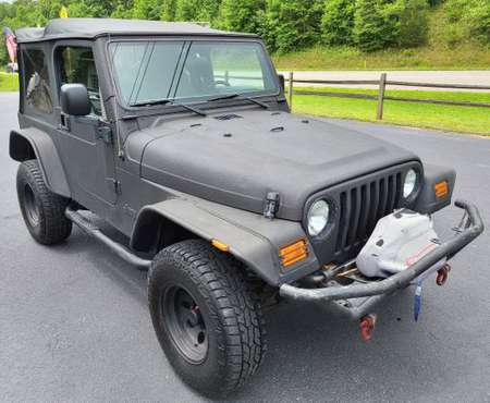 2004 JEEP WRANGLER 4.0 INLINE 6 - cars & trucks - by owner - vehicle... for sale in Franklin, NC
