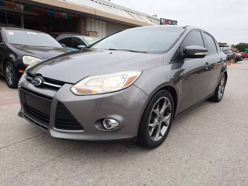 2014 Ford focus SE excellent Condition - - by dealer for sale in Grand Prairie, TX