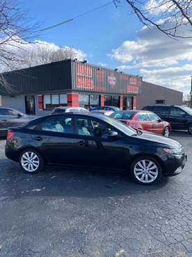 2013 Kia Forte CLEAN!! MUST SEE! - cars & trucks - by dealer -... for sale in milwaukee, WI