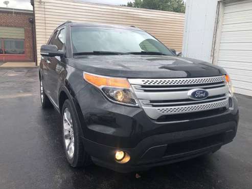 2014 Ford Explorer XLT **LOW MILES** for sale in Adell,WI, WI