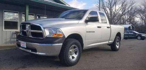 2012 DODGE RAM 1500**CREW**4X4**NEW TIRES** - cars & trucks - by... for sale in LAKEVIEW, MI
