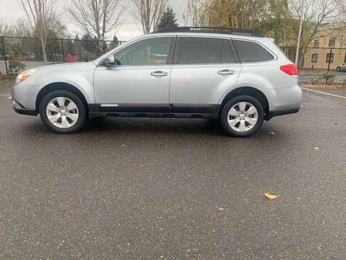 2012 Subaru Outback Wagon AWD Excellent Condition 1-Owner - cars & for sale in Portland, OR