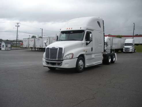 2014 & 2015 Freightliner Cascadia for sale in Lavergne, WI
