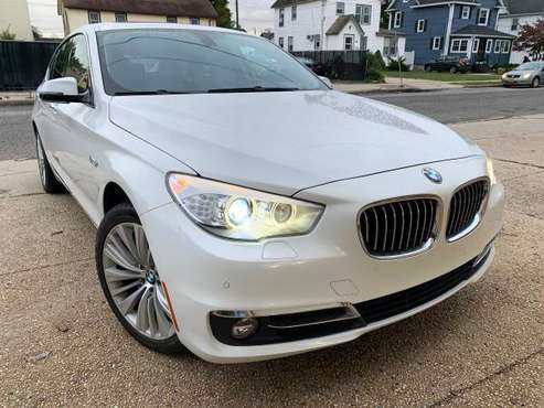 2015 BMW 535i XDrive 30k miles Luxury package wht/blk Cash sale for sale in Baldwin, NY