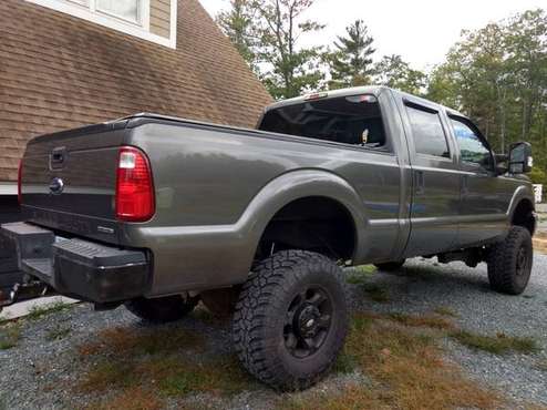 2013 f250 XLT crew cab 25000.00 Gorham NH for sale in Berlin, NH