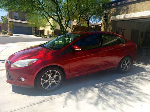 LIKE NEW ! 2014 FORD FOCUS SE - cars & trucks - by owner - vehicle... for sale in Poway, CA