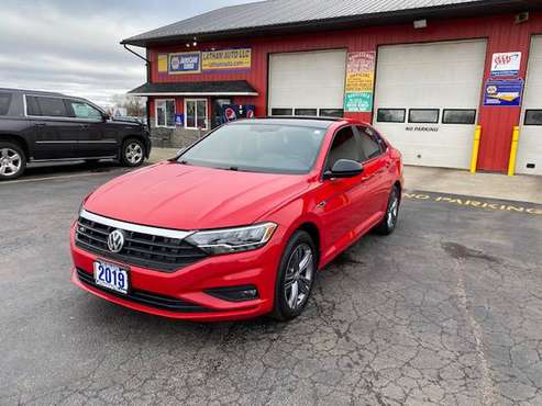 2019 Volkswagen JETTA 1.4T R-LINE--MUST SEE! - cars & trucks - by... for sale in Ogdensburg, NY