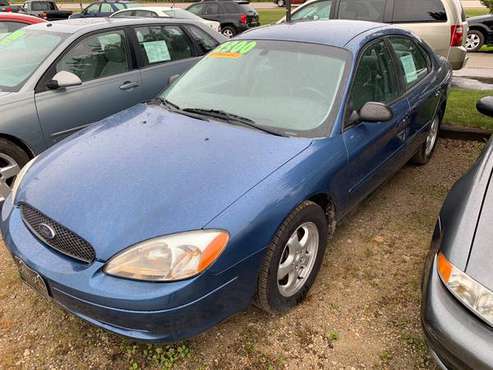 2004 Ford Taurus **REDUCED!!** - cars & trucks - by dealer - vehicle... for sale in Omro, WI