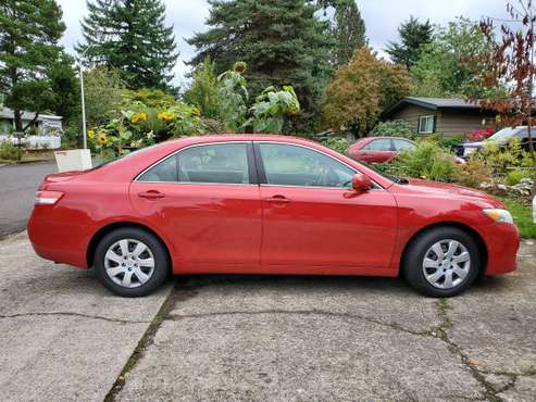 2010 Toyota Camry SE 129k miles Super Clean and run Perfect for sale in Portland, OR