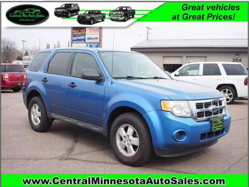 2009 Ford Escape XLS 4x4 25mpg - - by dealer for sale in Buffalo, MN