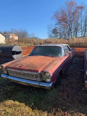 1965 Ford Galaxie 500 (Estate Find) - cars & trucks - by owner -... for sale in Yadkinville, NC