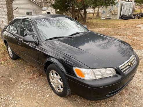 ******2000 Toyota Camry LE/V6/Auto/Nice - cars & trucks - by dealer... for sale in Augusta, KS