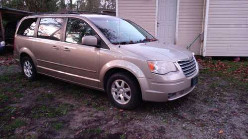 2008 Chrysler Town & Country - cars & trucks - by owner - vehicle... for sale in Wallace, NC