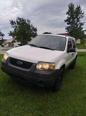 2006 Ford Escape - cars & trucks - by owner - vehicle automotive sale for sale in Port Saint Lucie, FL