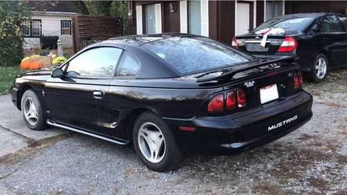 98 Ford Mustang for sale - cars & trucks - by owner - vehicle... for sale in Cincinnati, OH