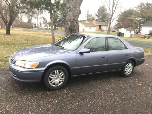 2000 Toyota Camry - cars & trucks - by owner - vehicle automotive sale for sale in Forest Lake, MN