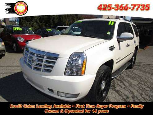 Low Mileage 2011 Cadillac Escalade Luxury Great Condition! - cars & for sale in Lynnwood, WA