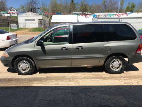 1999 Ford Windstar 127,000 Miles Runs GREAT!@!! for sale in Clinton, IA