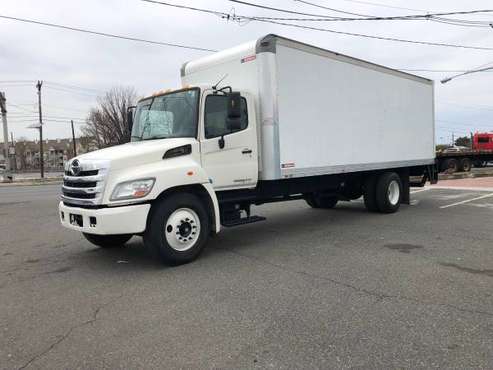 2013 Hino 268, Liftgate, 24 Feet Box, Side Door, LIKE NEW for sale in Jersey City, NY