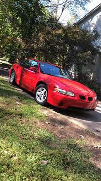 Pontiac Grand Prix - cars & trucks - by owner - vehicle automotive... for sale in KERNERSVILLE, NC