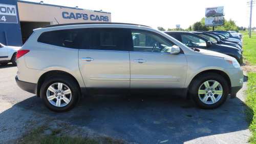 2010 CHEVROLET TRAVERSE LT*1-OWNER*LOADED* for sale in Taylorville, IL