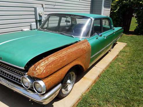 1961 Ford Galaxie - cars & trucks - by owner - vehicle automotive sale for sale in High Point, NC