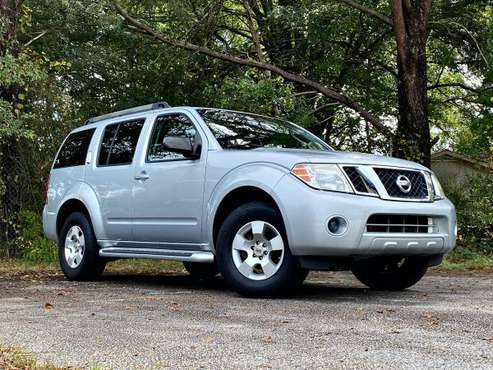 2011 NISSAN PATHINDER SE - cars & trucks - by dealer - vehicle... for sale in Greenville, SC