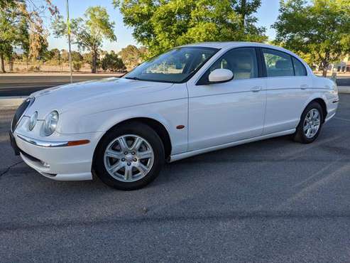Nice white 2006 Jaguar S Type - - by dealer - vehicle for sale in Las Vegas, NV
