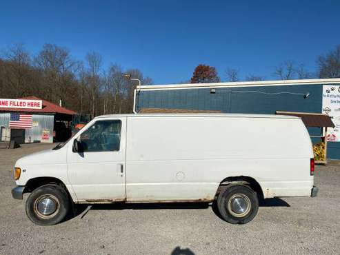 E350 Ford Extended Van - cars & trucks - by owner - vehicle... for sale in Ellwood City, PA, OH