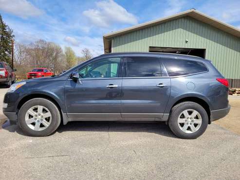 12 Chevrolet Traverse LT - - by dealer - vehicle for sale in Sparta, WI