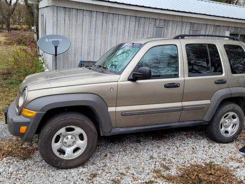 06 Jeep Liberty - cars & trucks - by owner - vehicle automotive sale for sale in Carterville, MO