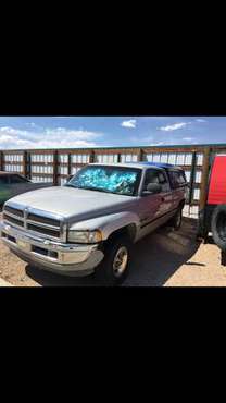 1998 Dodge Ram 1500 Extended cab with camper shell for sale in Johnstown, CO