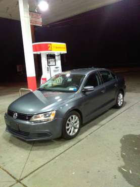 2011 vw jetta 5 SPPED MANUAL - cars & trucks - by owner - vehicle... for sale in Wappingers Falls, NY