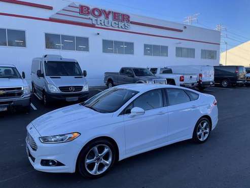 2016 Ford Fusion Se - cars & trucks - by dealer - vehicle automotive... for sale in 2500 Broadway Drive Lauderdale 55113, MN