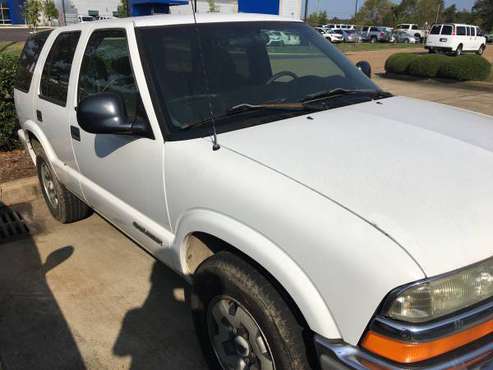 1998 Chevy S-10 Blazer 4WD for sale in Flowood, MS