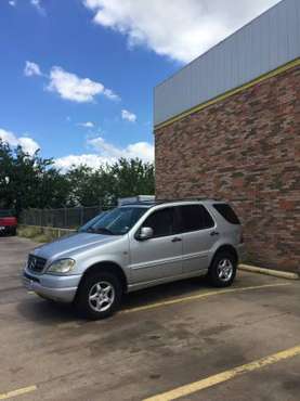 2000 mercedes ml350 220KMILES clean title one owner for sale in Dallas, TX