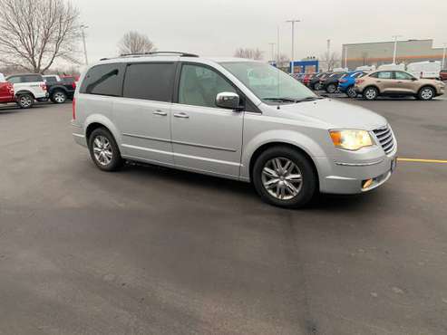 2008 Chrysler town and country - cars & trucks - by dealer - vehicle... for sale in Elk River, MN