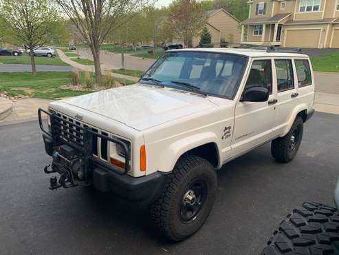1999 Jeep Cherokee Sport - rust free, low miles - - by for sale in Cottage Grove, MN