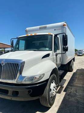 Excellent 2007 international box truck - - by dealer for sale in Searcy, AR