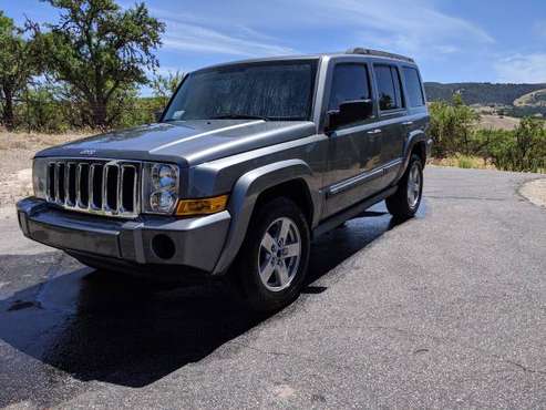 2007 Jeep Commander AWD Seats 7 check engine light on for sale in Paso robles , CA